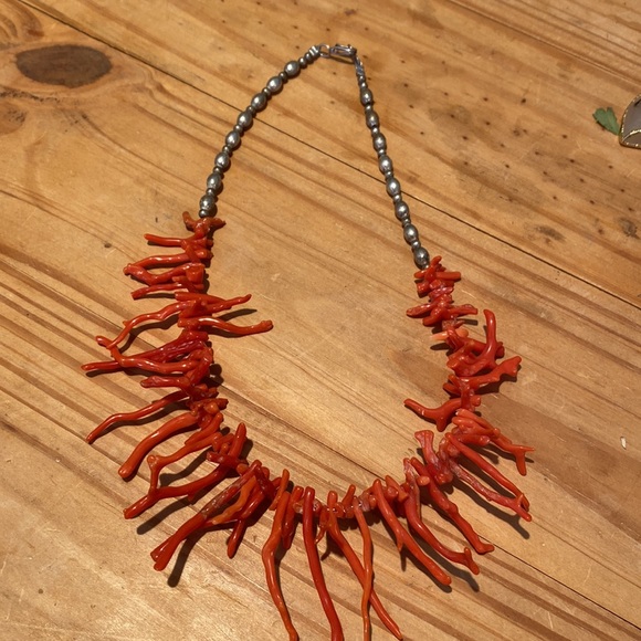 πΊπΊπΊ VINTAGE GENUINE CORAL NECKLACE πΊπΊπΊ - Picture 3 of 9